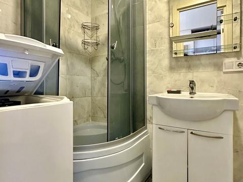 квартира за адресою Машинобудівна вул., 41