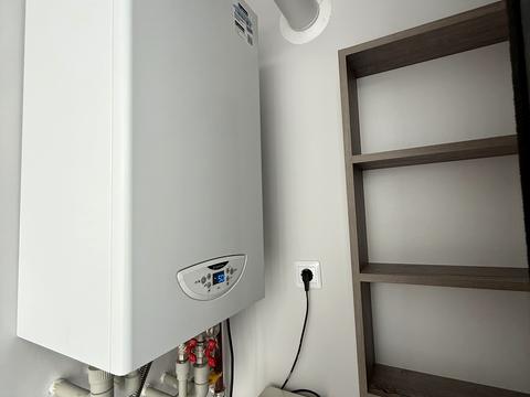 квартира за адресою Сімейна вул., 4