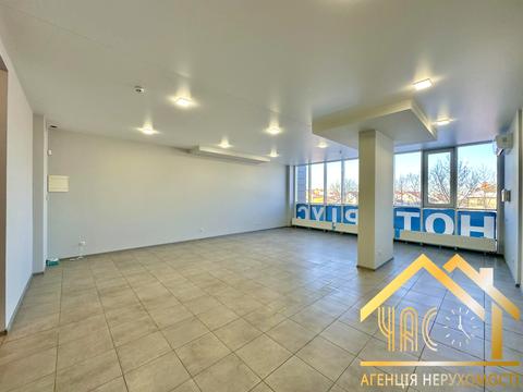 коммерческая по адресу Машинобудівників ул., 16