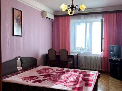 квартира за адресою Митрополита Андрея Шептицького вул. (Анатолія Луначарського), 24