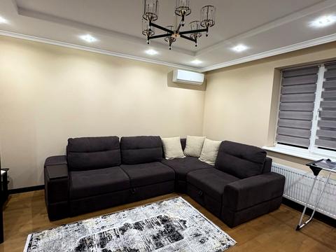 квартира за адресою Володимира Івасюка вул., (Будинок)