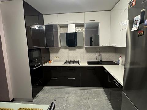 квартира за адресою Володимира Івасюка вул., (Будинок)