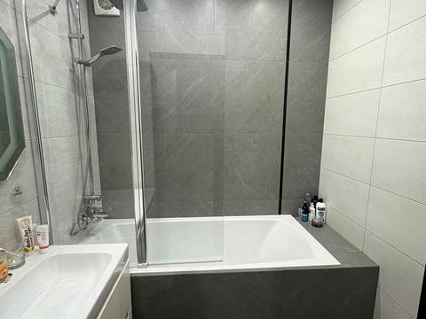 квартира за адресою Володимира Івасюка вул., (Будинок)