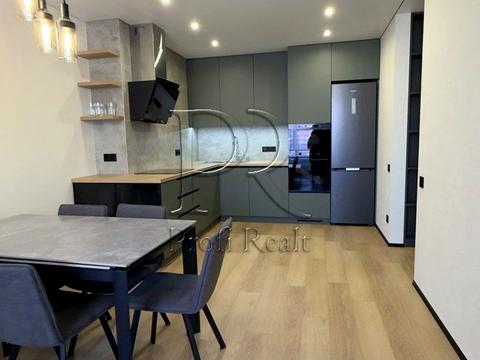 квартира за адресою Олександра Олеся вул., 17-А