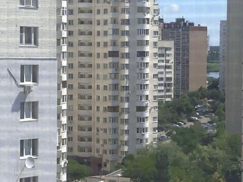 квартира за адресою Лариси Руденко вул., 3-А