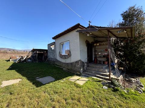 будинок за адресою с. Оріховиця, Оріхова, 47