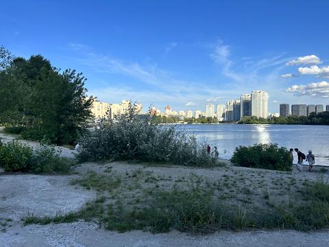 квартира за адресою Дніпровська набережна вул., 17-К