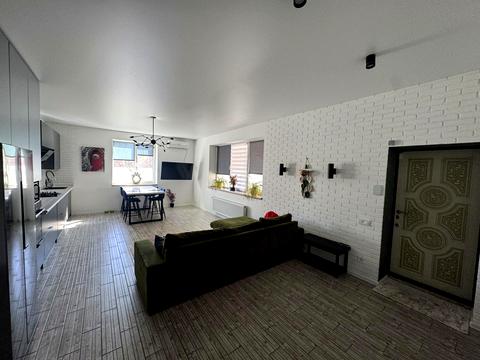 будинок за адресою Світла вул.