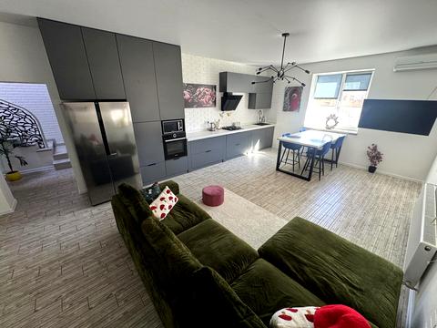 будинок за адресою Світла вул.