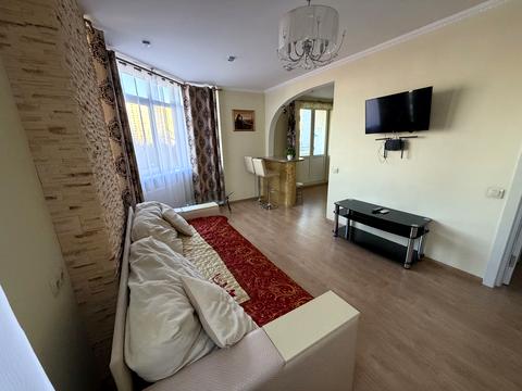 квартира по адресу Феодосийская ул., 1-А