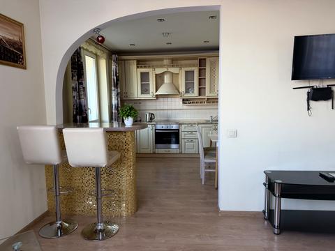 квартира по адресу Феодосийская ул., 1-А