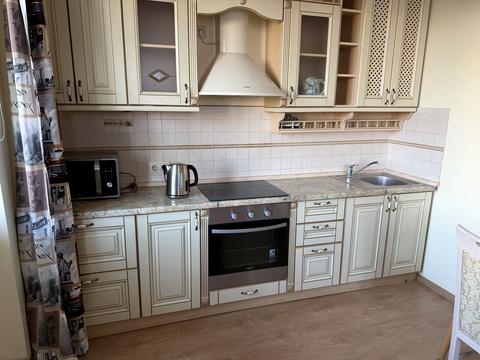 квартира по адресу Феодосийская ул., 1-А