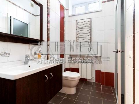 будинок за адресою Дачна вул.