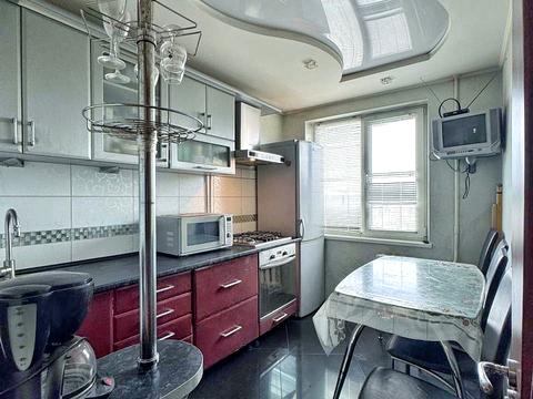 квартира за адресою Чарівна вул. (Косигіна), 7