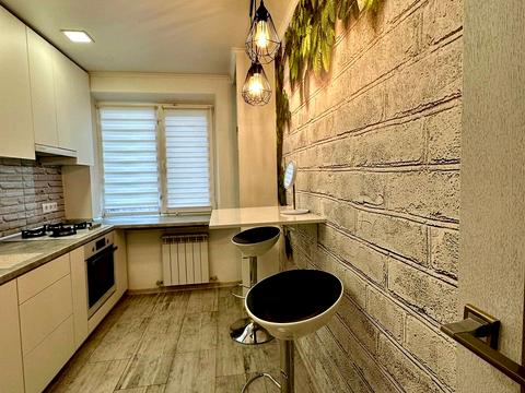 квартира за адресою Сонячна Набережна вул. (Маршала Малиновського), 12