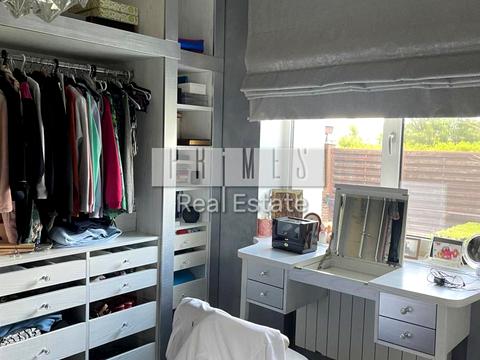 дом по адресу центральна