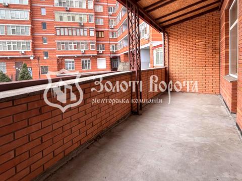 коммерческая по адресу Ревуцкого ул., 9