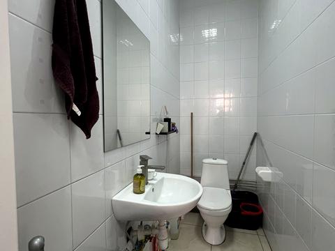 комерційна за адресою Вовчинецька вул., 172а