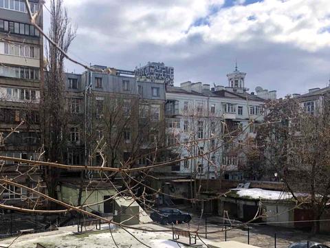 квартира за адресою Антоновича, 57Г