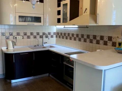 квартира за адресою Дніпровська набережна вул., 26