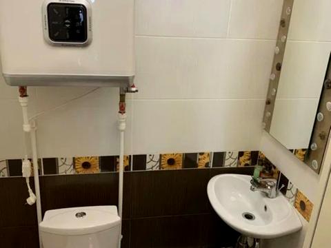 квартира за адресою Дніпровська набережна вул., 26