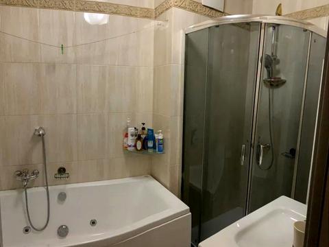 квартира за адресою Дніпровська набережна вул., 26