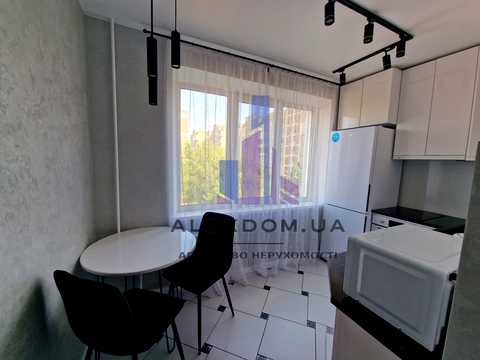 квартира за адресою Миколи Закревського вул., 37