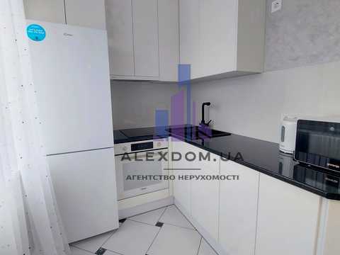 квартира за адресою Миколи Закревського вул., 37