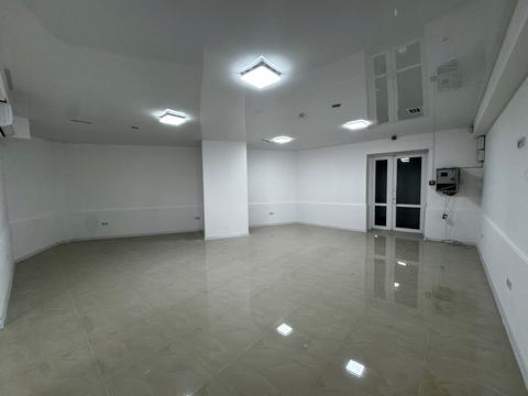 комерційна за адресою Пасічна вул., 15а