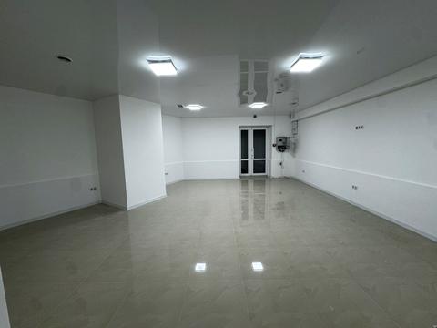 комерційна за адресою Пасічна вул., 15а