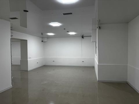 комерційна за адресою Пасічна вул., 15а