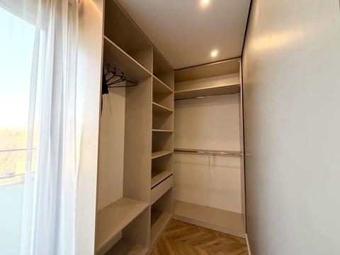 будинок за адресою Абрикосова вул., 235