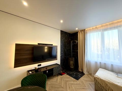 будинок за адресою Абрикосова вул., 235