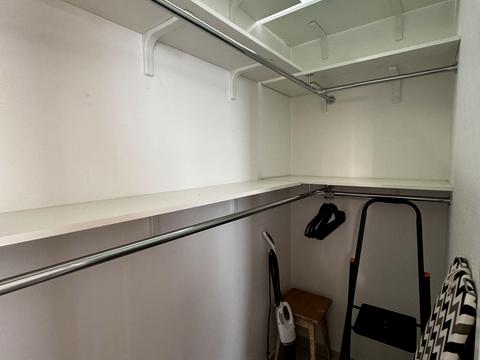 квартира по адресу Николая Гулака ул., 4