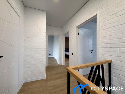 дом по адресу с. Крюковщина, Вишнева, 1