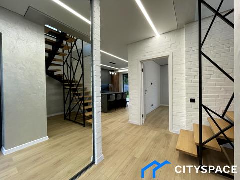 дом по адресу с. Крюковщина, Вишнева, 1