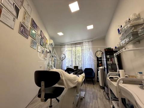 комерційна за адресою Саперне Поле вул., 3