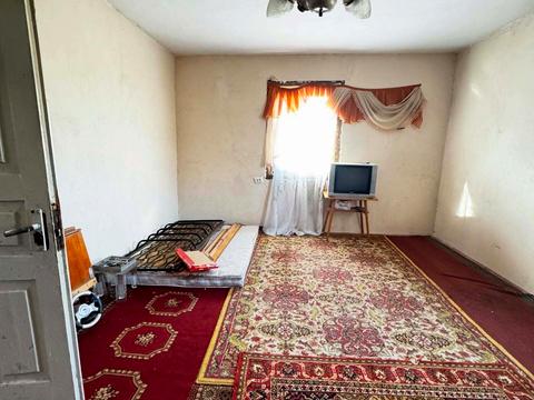 будинок за адресою Центральна, 3