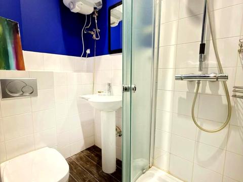 квартира за адресою Героїв Оборони вул., 10-А