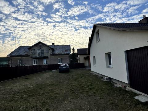 будинок за адресою Незалежності України вул., 18