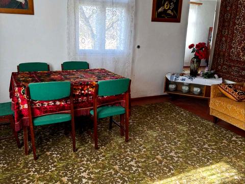 будинок за адресою Центральна, 6