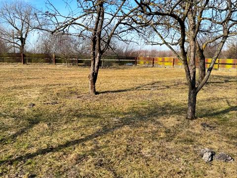 будинок за адресою Центральна, 6