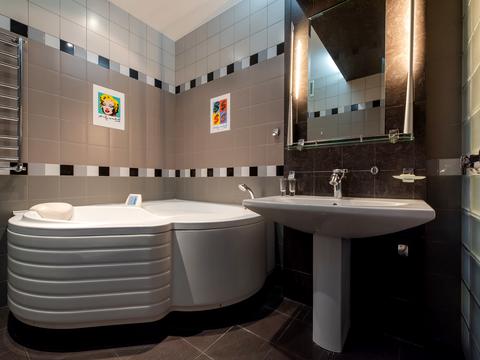 квартира за адресою Дмитрівська вул., 13-А