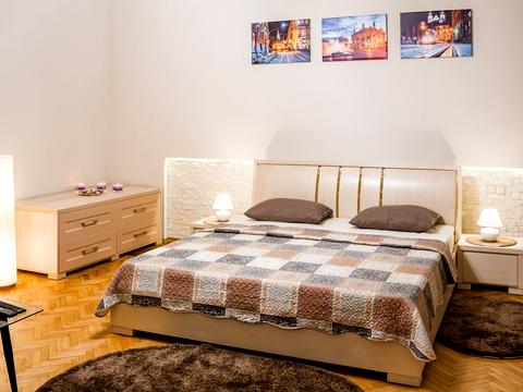 квартира по адресу Театральная ул., 23