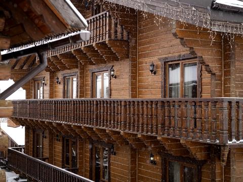 комерційна за адресою Стаїще, 235