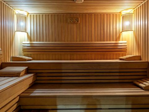 комерційна за адресою Стаїще, 235