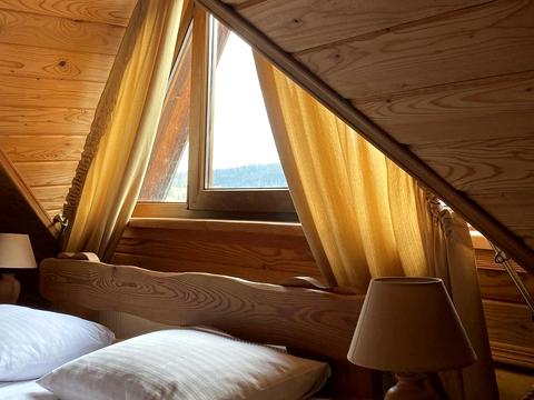 комерційна за адресою Стаїще, 235