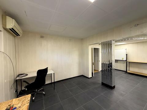 коммерческая по адресу Леся Курбаса просп., 1к2