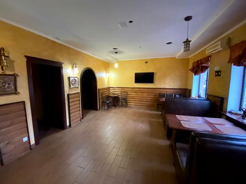 комерційна за адресою Яснополянська вул., 9а