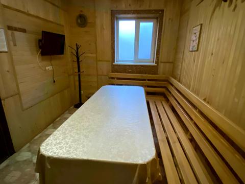 комерційна за адресою Яснополянська вул., 9а